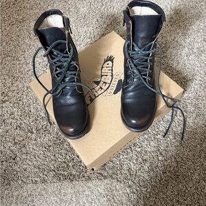 Freebird Black Leather Lace-Up Women’s Boots Worn Great Condition 🔥